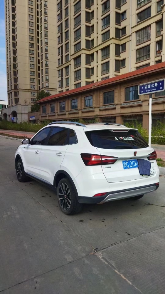廈門20年榮威RX31