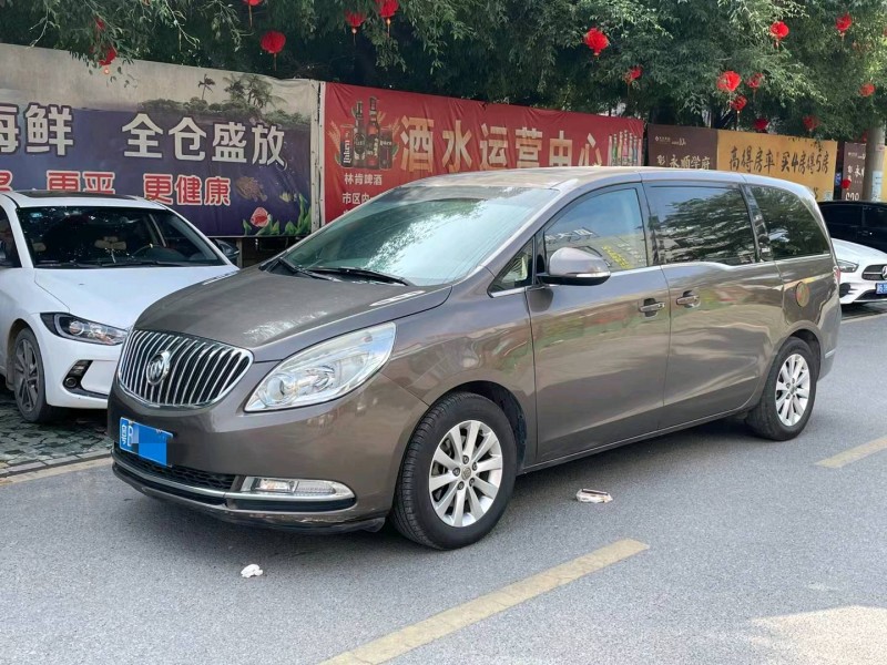 深圳14年別克GL82