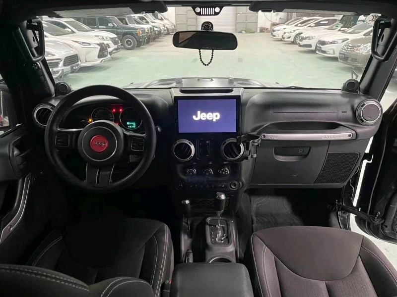 廊坊12年Jeep牧马人9