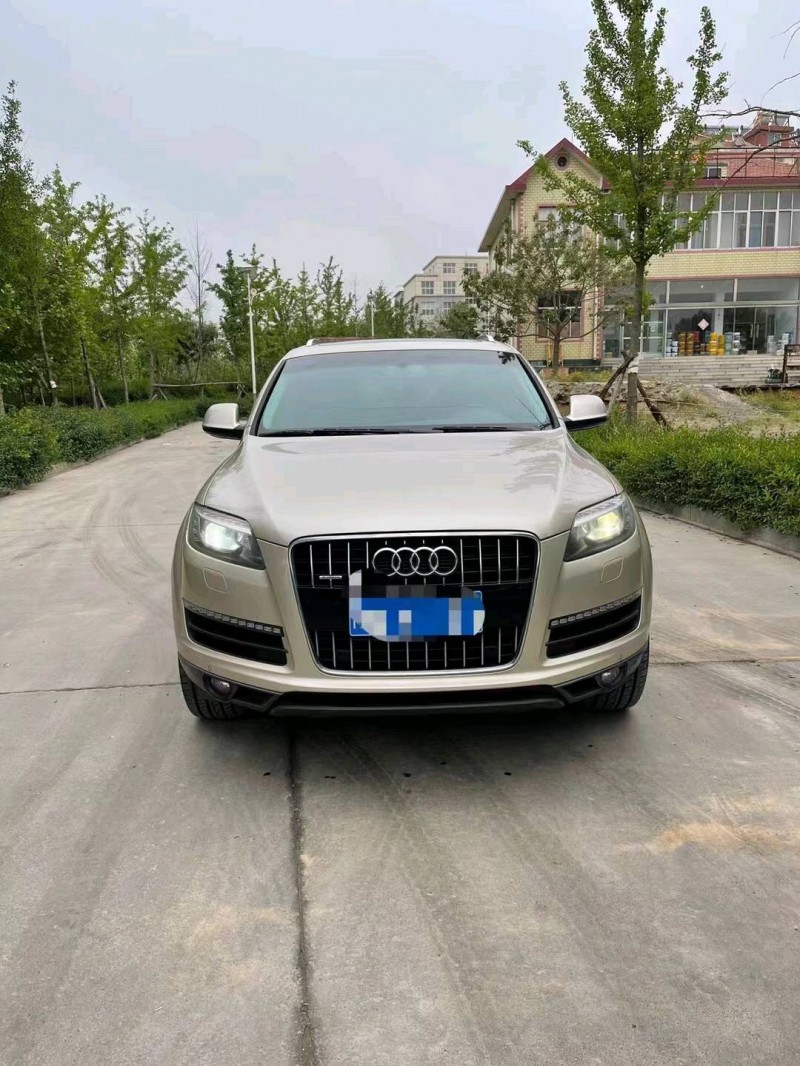 德州13年奧迪Q71