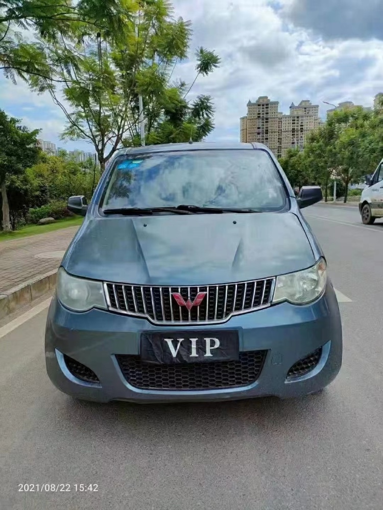 六盤水15年五菱汽車宏光1