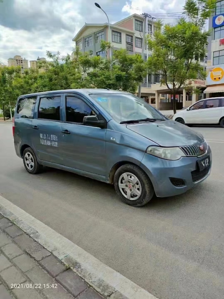 六盤水15年五菱汽車宏光5