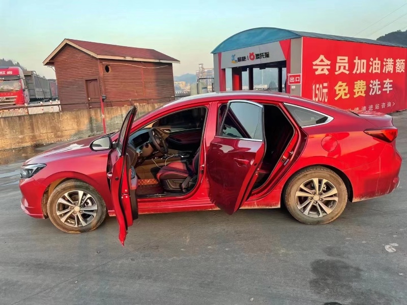 貴陽21年長安汽車逸動3