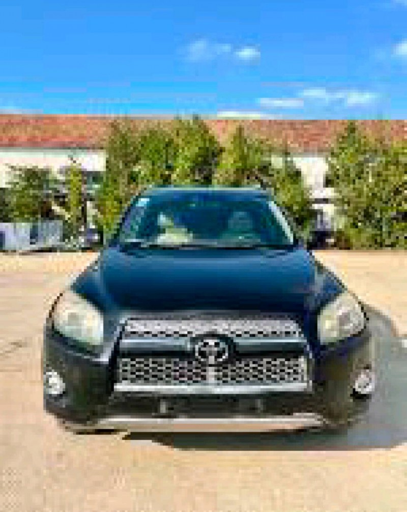 臨沂12年豐田RAV41