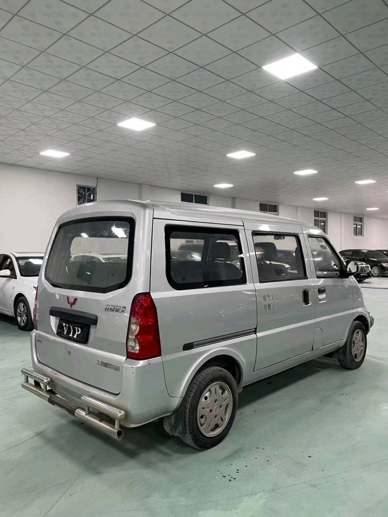廊坊14年五菱汽車榮光2