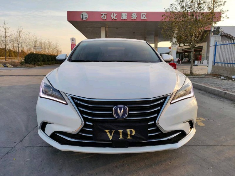 徐州18年長安汽車逸動1