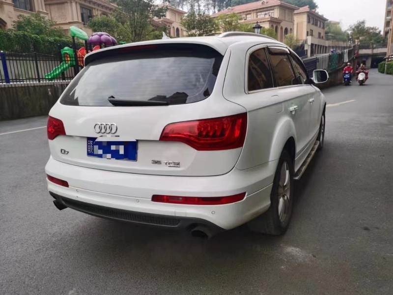 宜春13年奧迪Q73