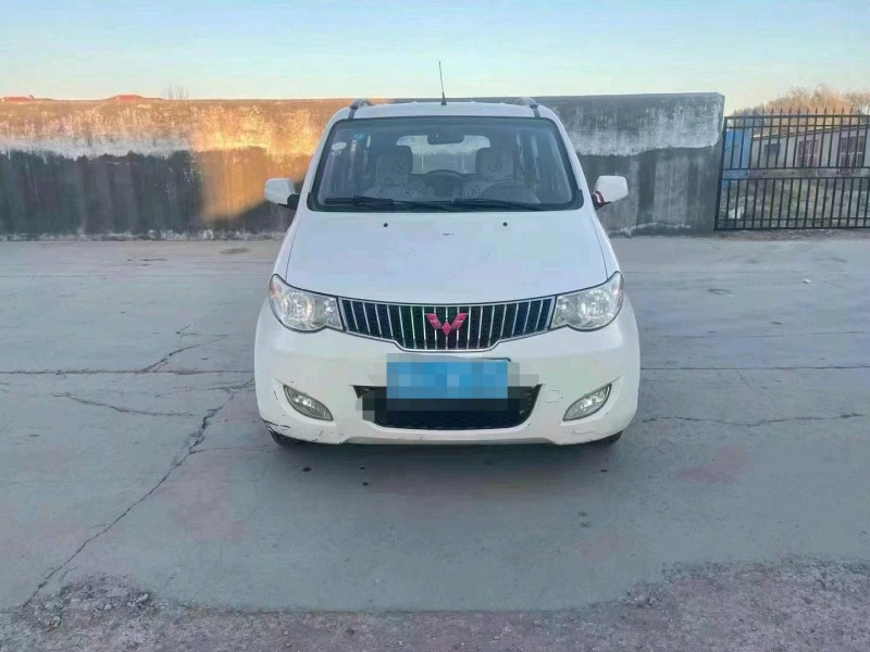 青島15年五菱汽車宏光1