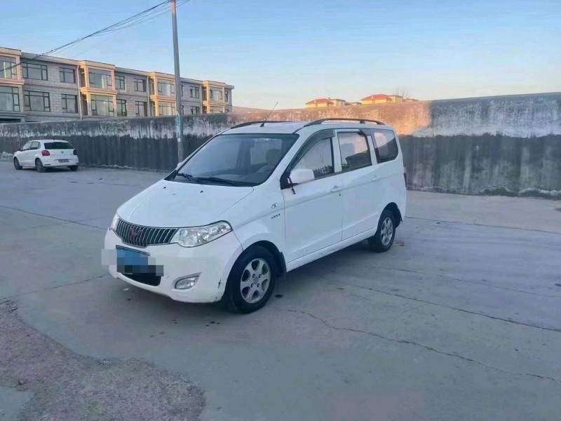 青島15年五菱汽車宏光3