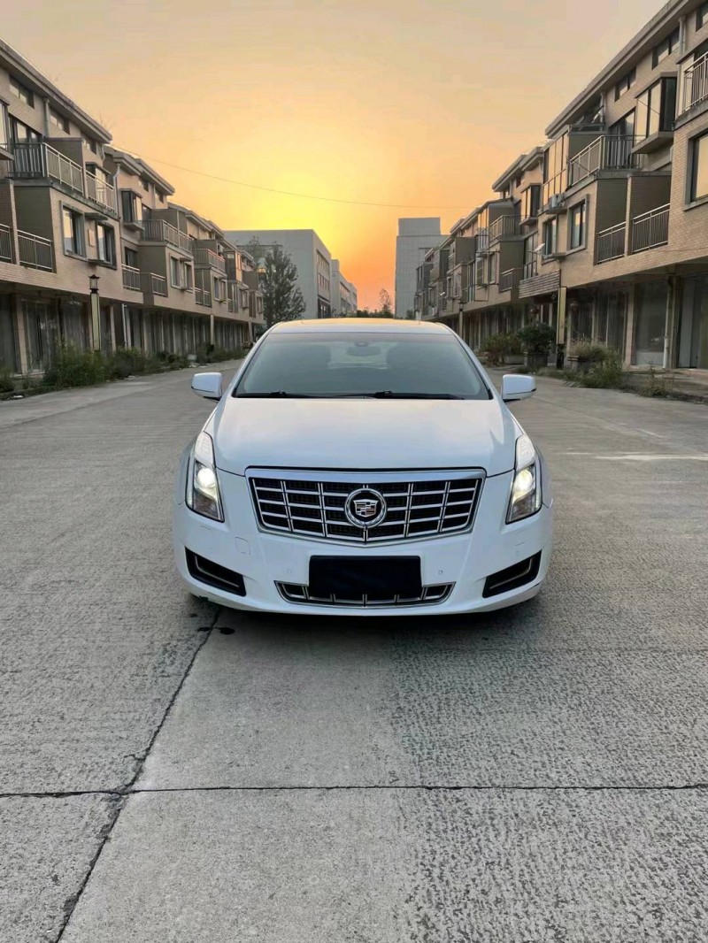 徐州15年凯迪拉克XTS1