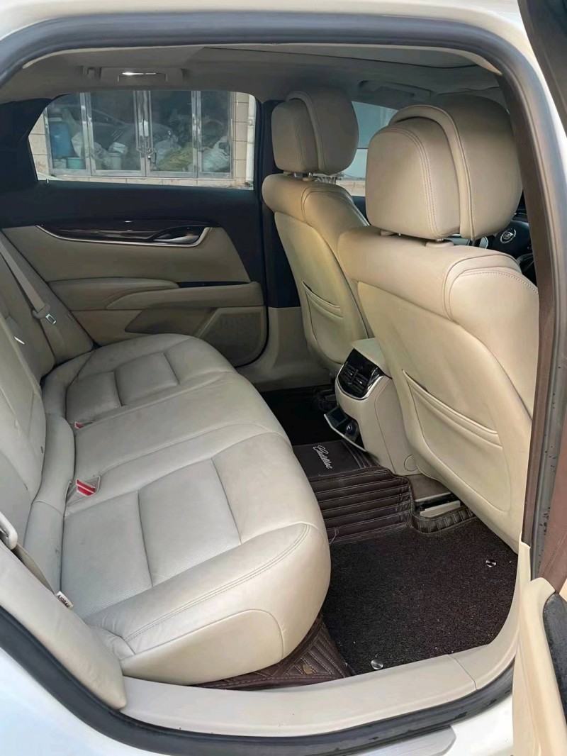 徐州15年凯迪拉克XTS4