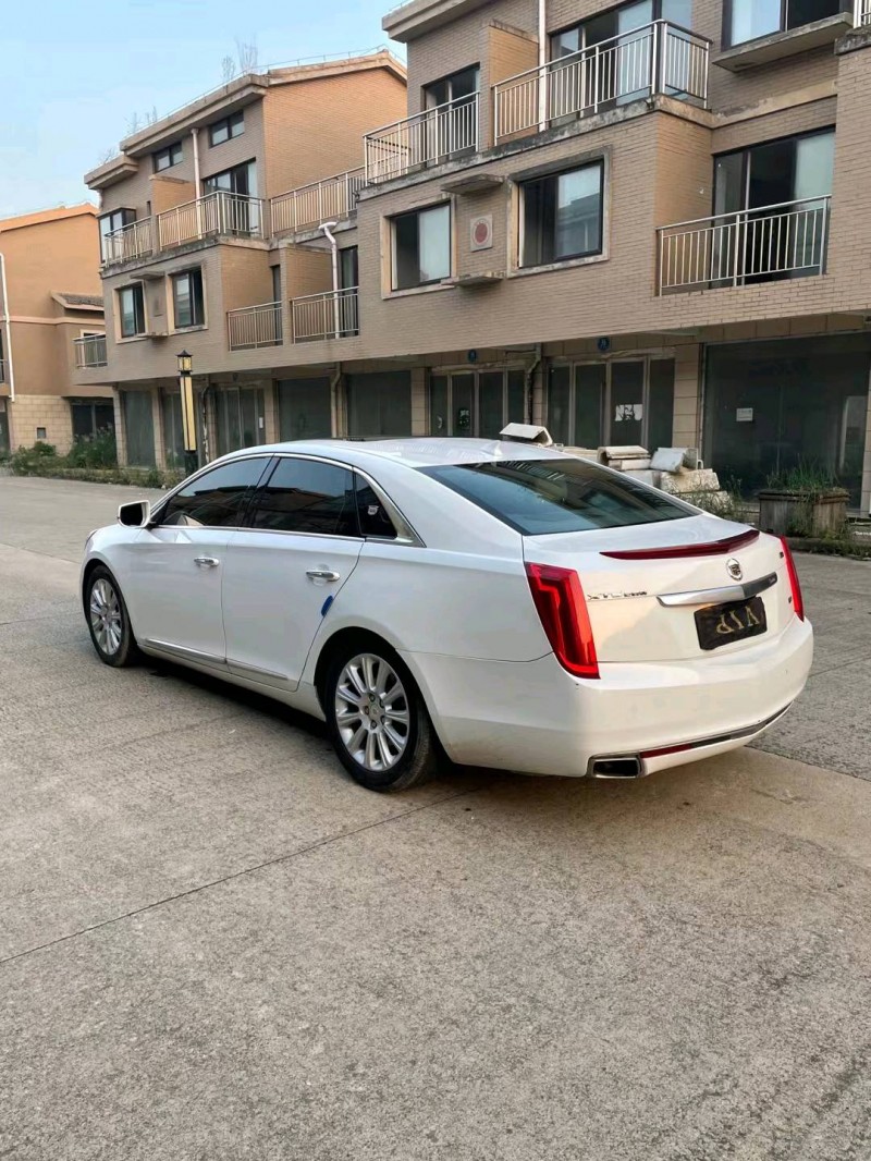 徐州15年凯迪拉克XTS8