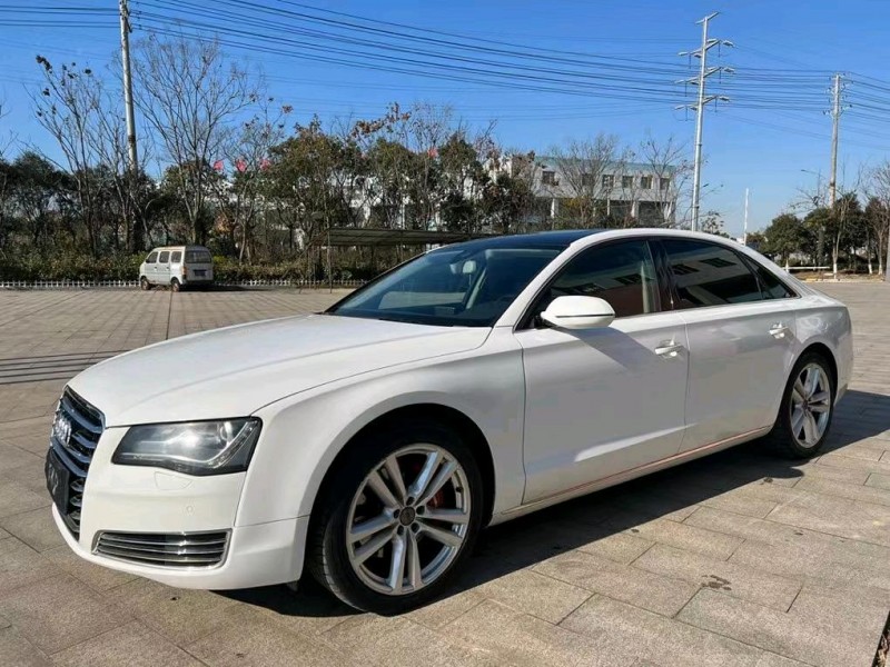 鹽城13年奧迪A8L7