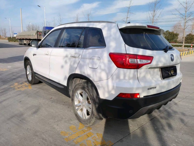 徐州16年長安汽車CS755