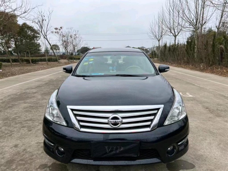 鹽城12年日產天籟1