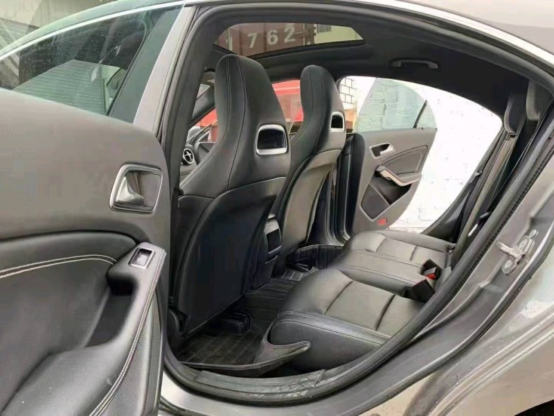 广州18年奔驰CLA6