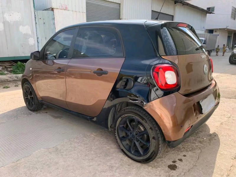 广州16年奔驰Sprinter9