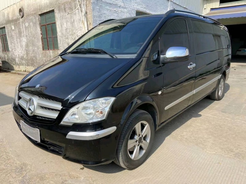 广州14年奔驰威霆7