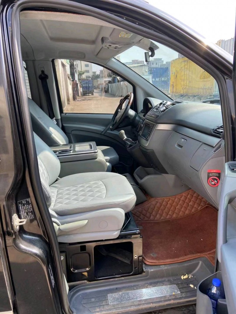 广州14年奔驰威霆6