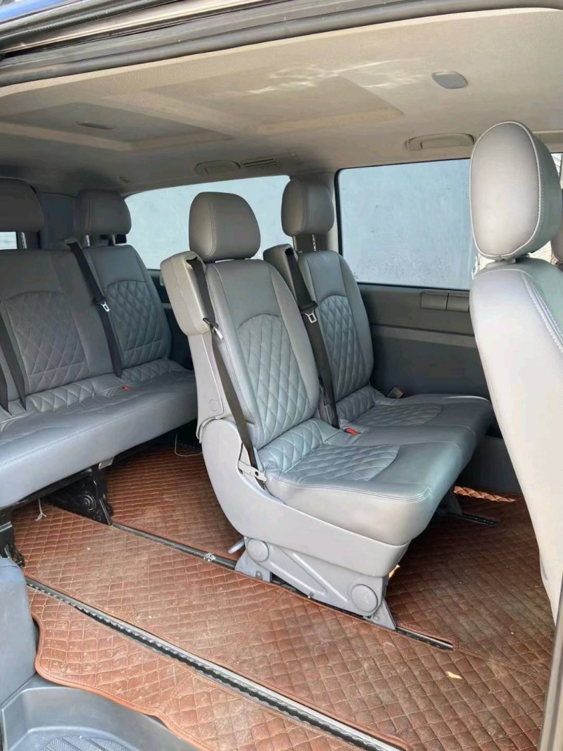 广州14年奔驰威霆4