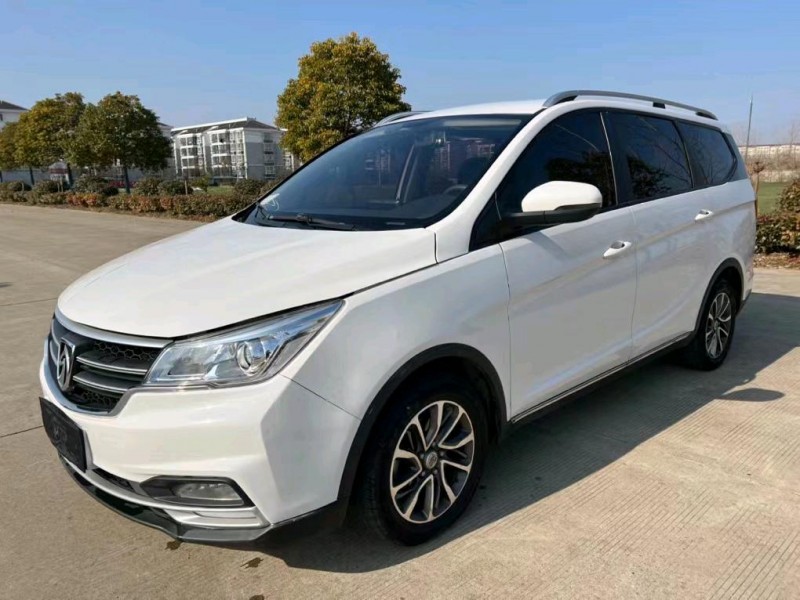 鹽城19年寶駿7307