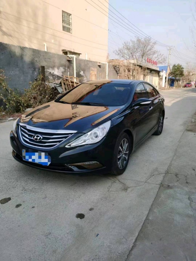 煙臺13年現代索納塔八2