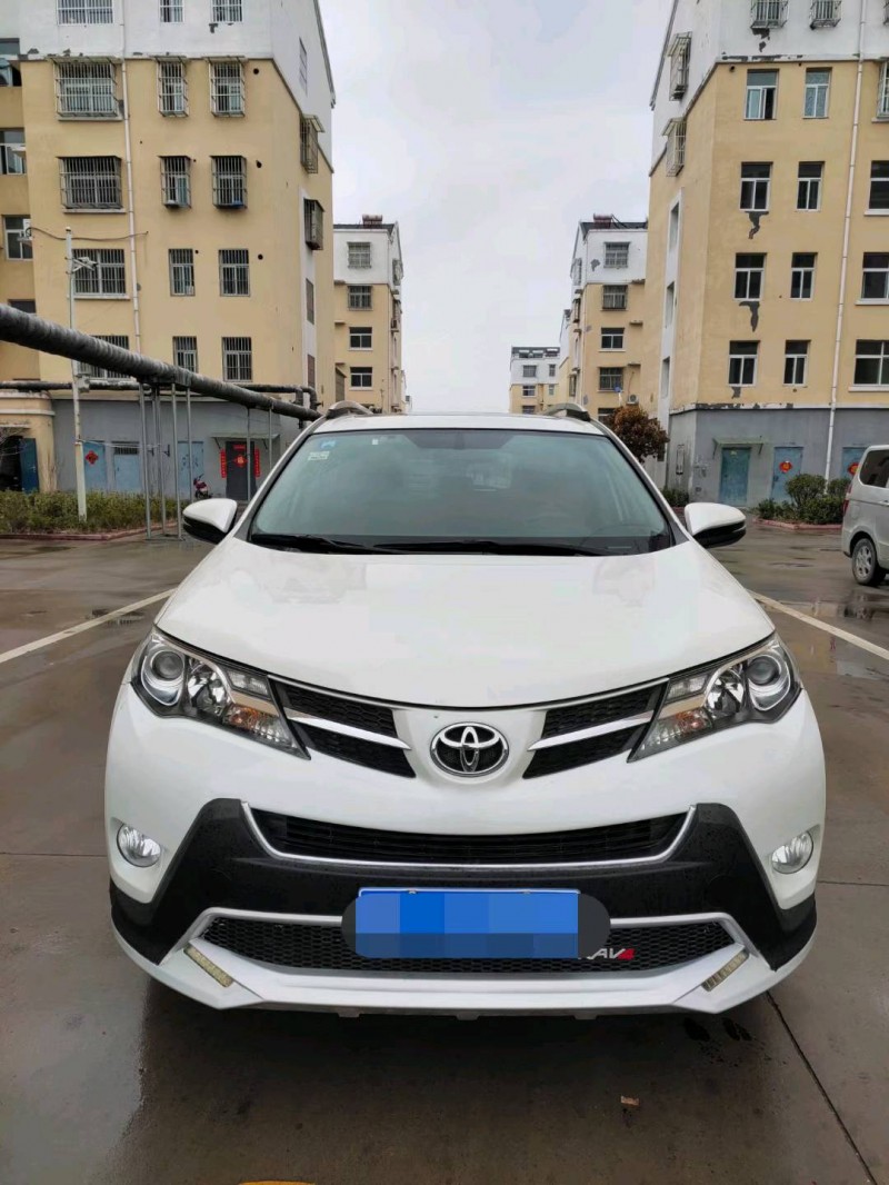 徐州16年丰田RAV4荣放1