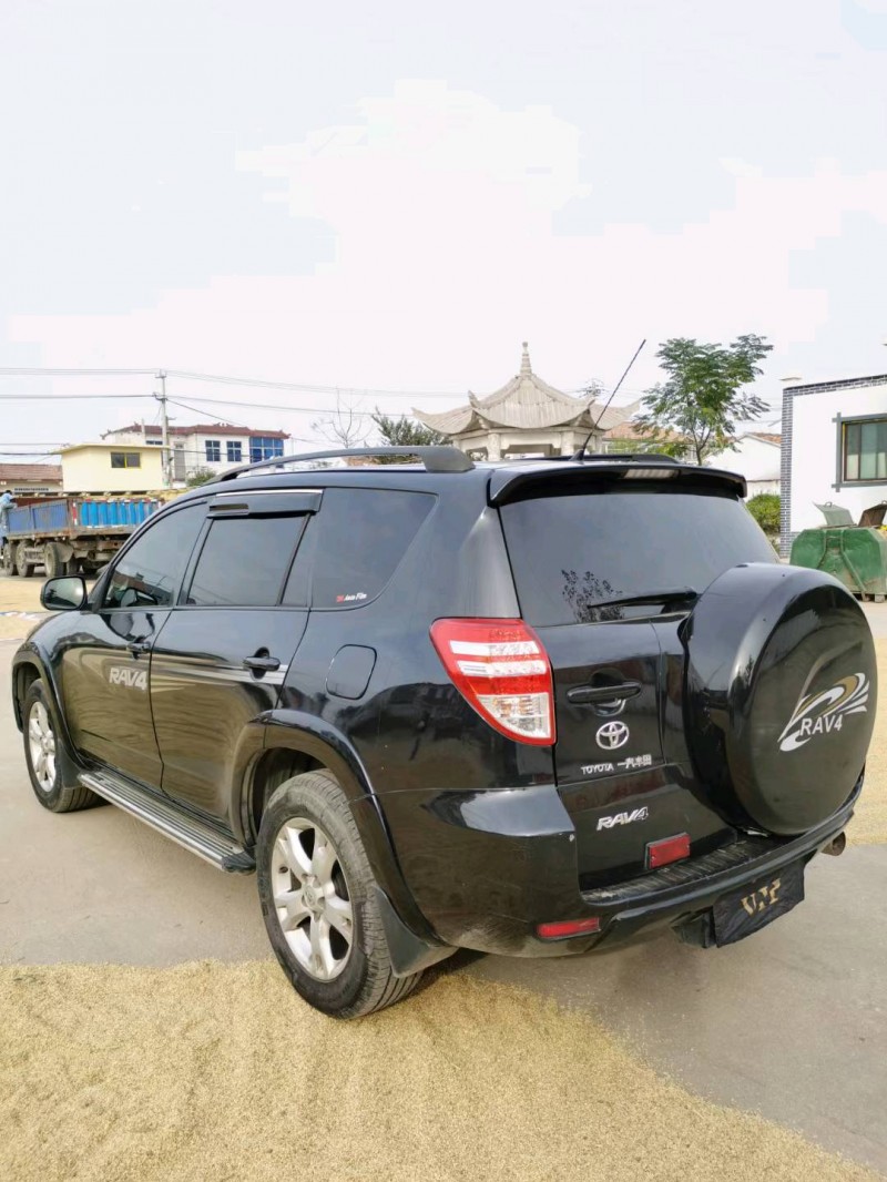 徐州12年丰田RAV48