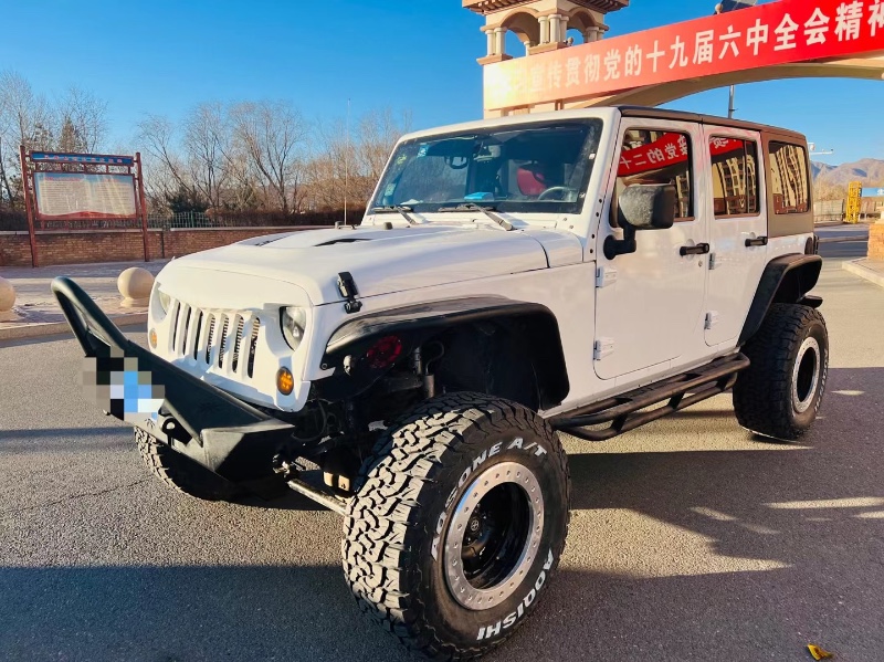 包頭16年Jeep牧馬人8