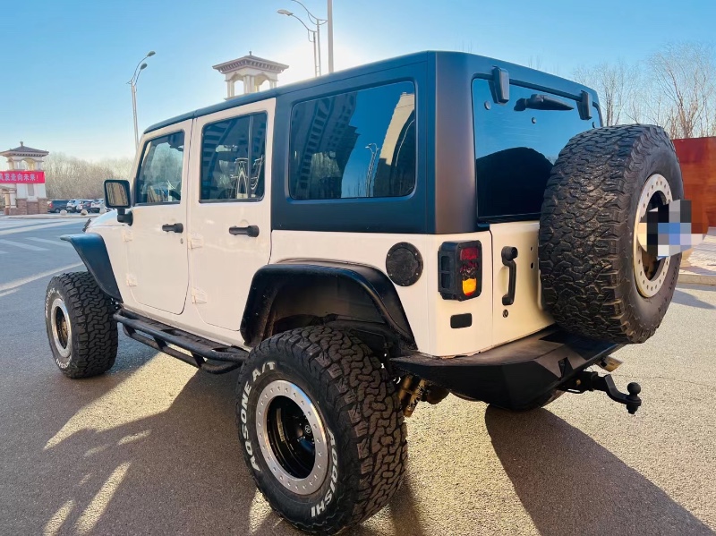 包頭16年Jeep牧馬人2