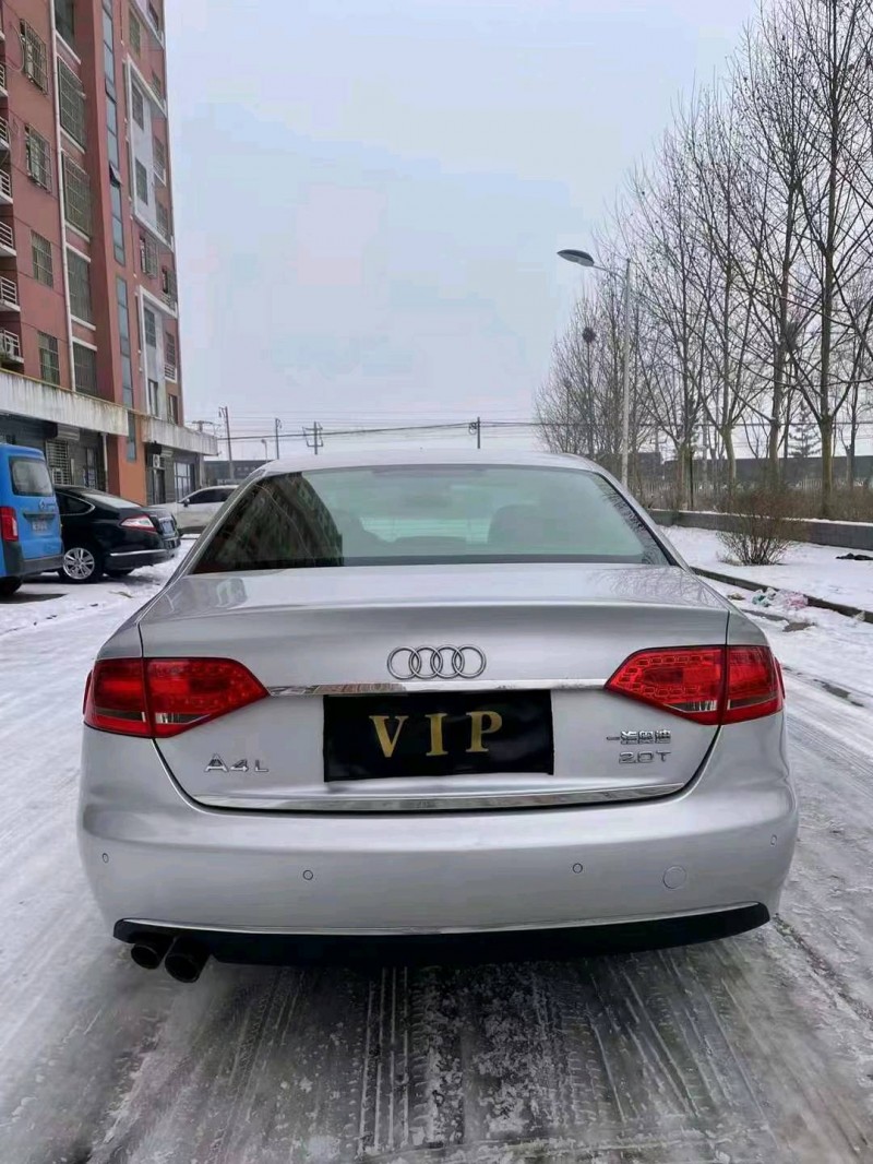 北京10年奧迪A4L8