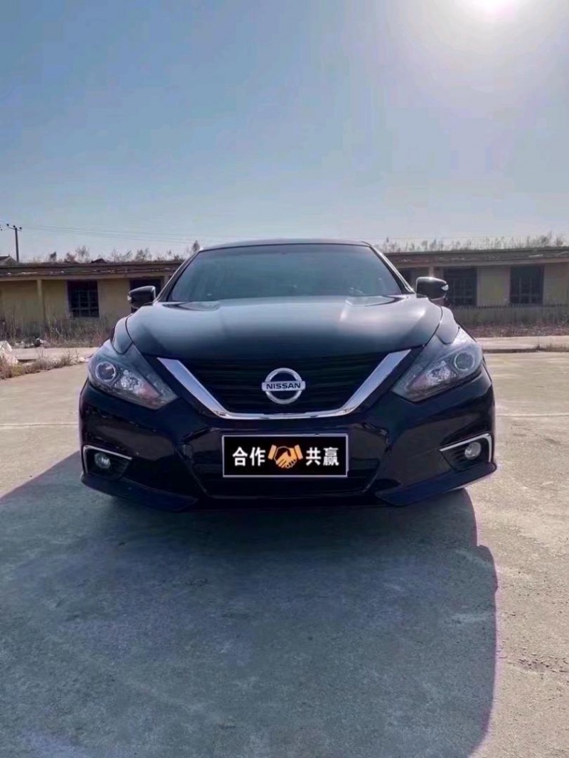 滄州17年日產天籟1