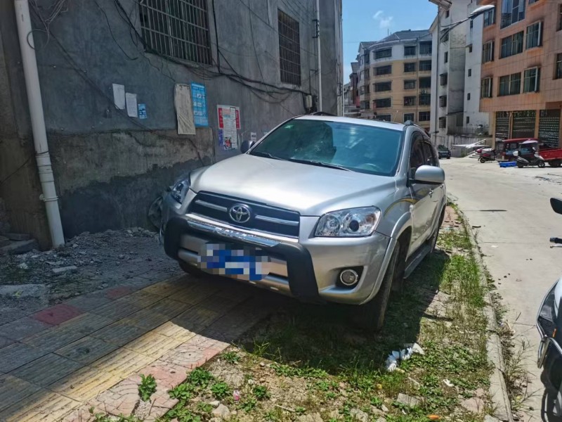 黔東南09年豐田RAV4榮放5