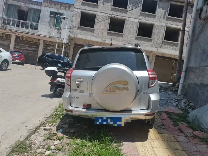 黔東南09年豐田RAV4榮放3