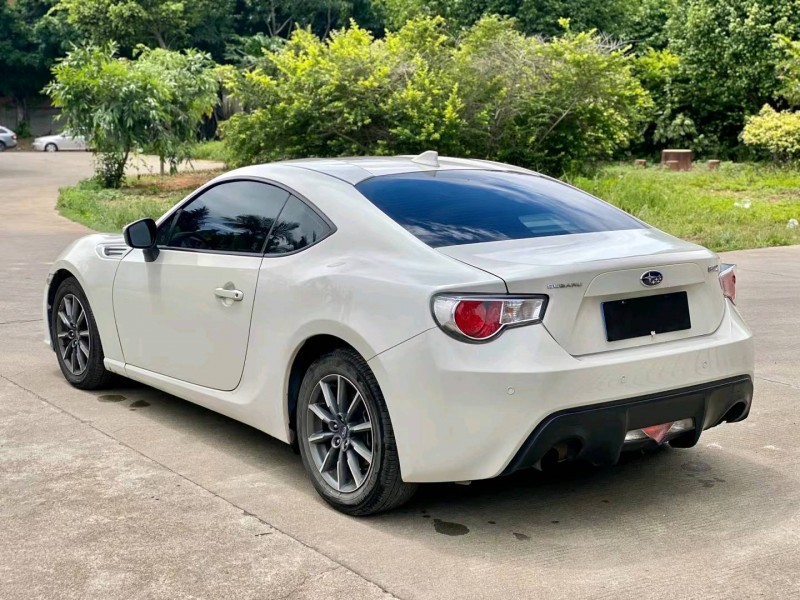 東莞17年斯巴魯BRZ6