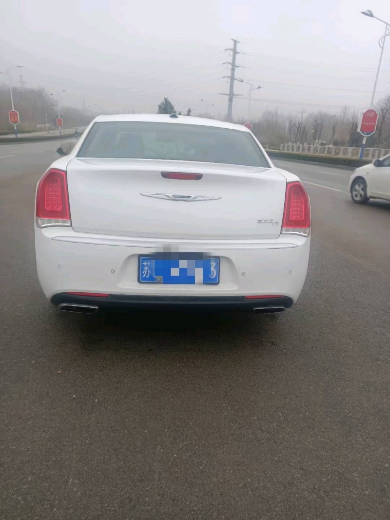 濰坊16年克萊斯勒300C7