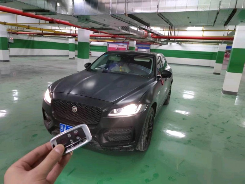 武漢17年捷豹F-PACE1
