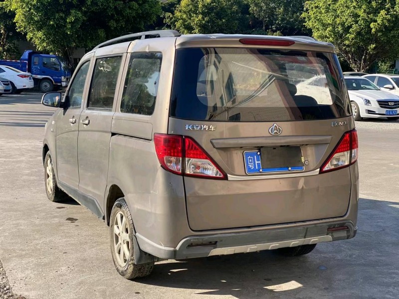 東莞14年長安汽車歐諾5