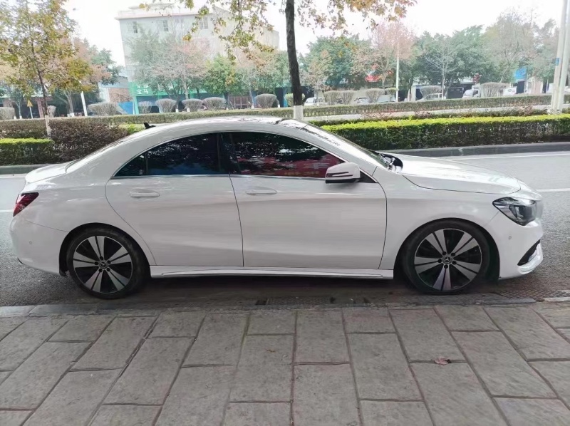 南寧18年奔馳CLA6