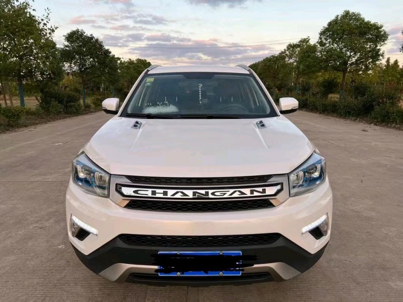 鹽城17年長安汽車CS751