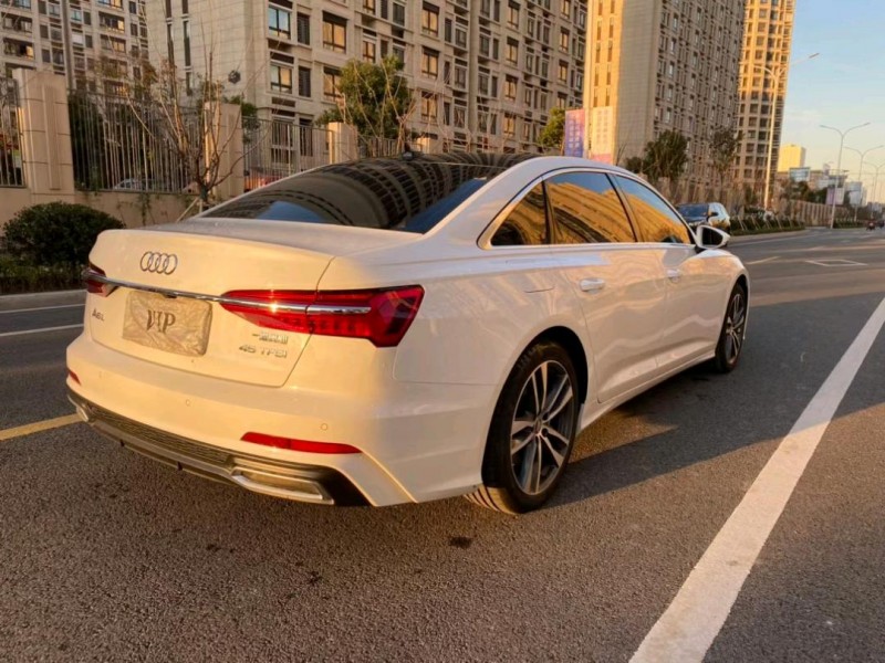 蘇州19年奧迪A6L8