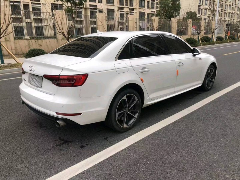 蘇州17年奧迪A4L8