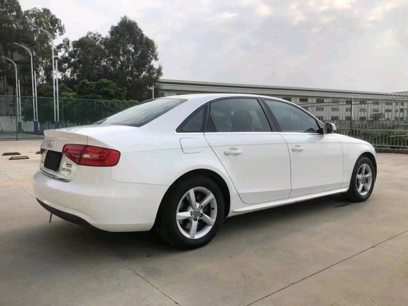 东莞14年奥迪A4L8