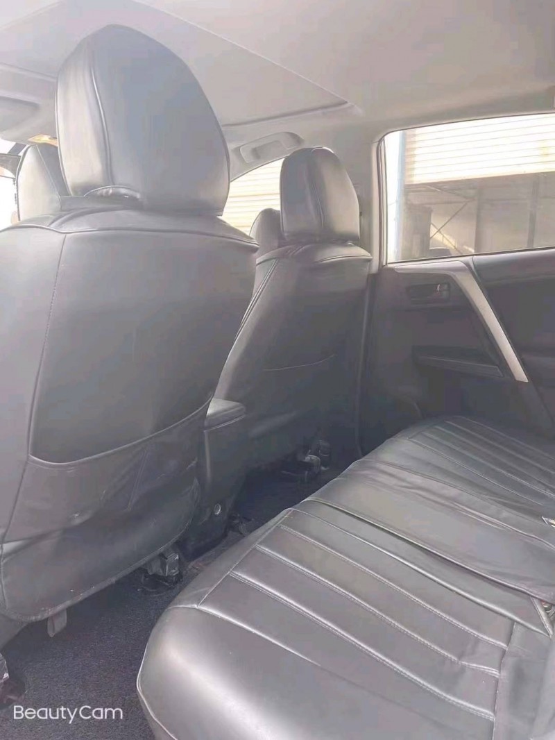 南通19年豐田RAV4榮放6