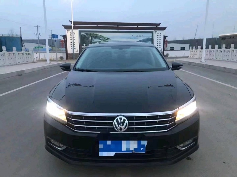 青島16年大眾帕薩特1