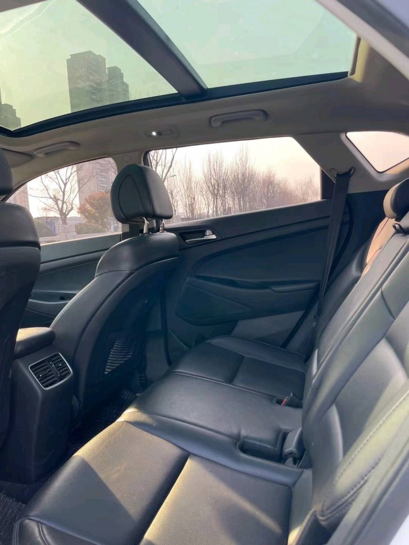 徐州15年现代途胜9