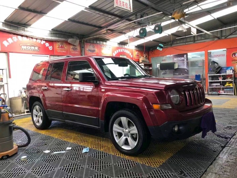 淄博13年Jeep自由客3