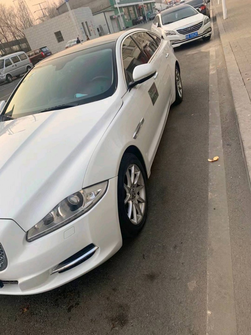 大同13年捷豹XJ8