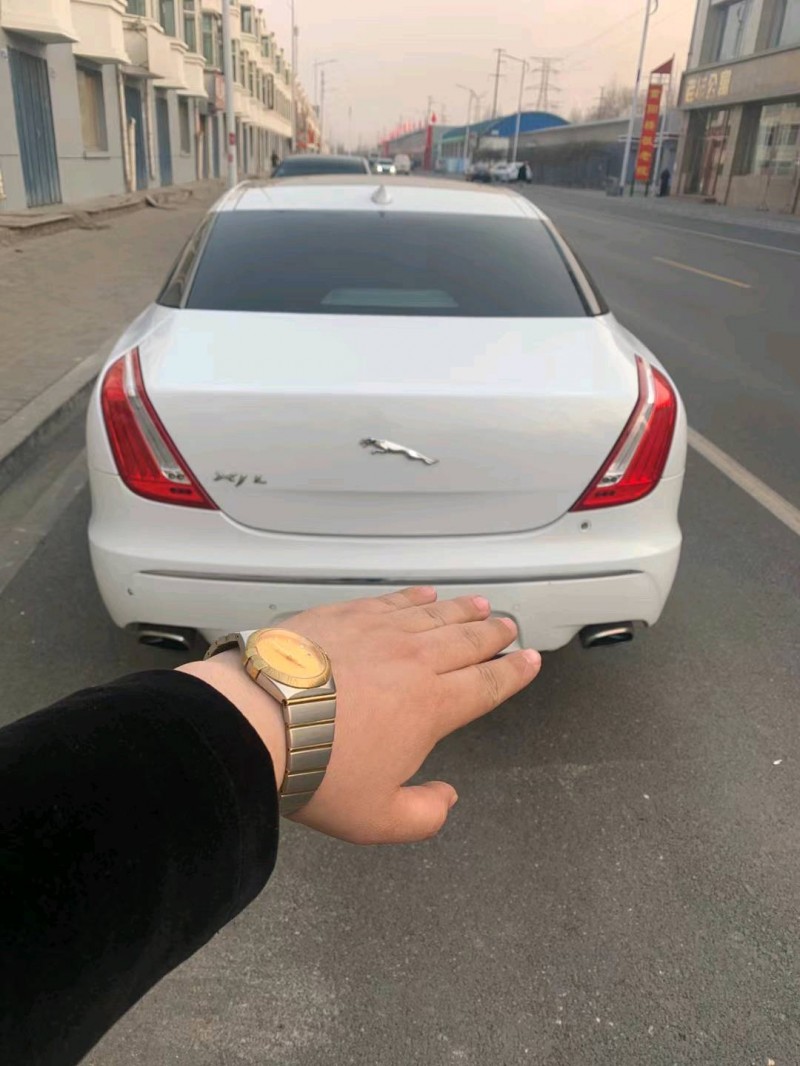 大同13年捷豹XJ2