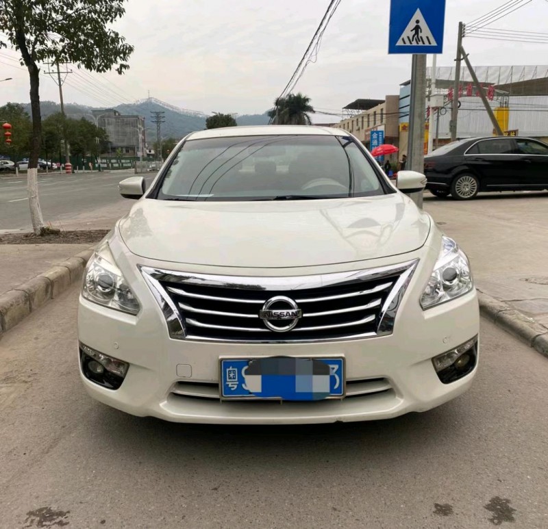 廣州15年日產天籟1